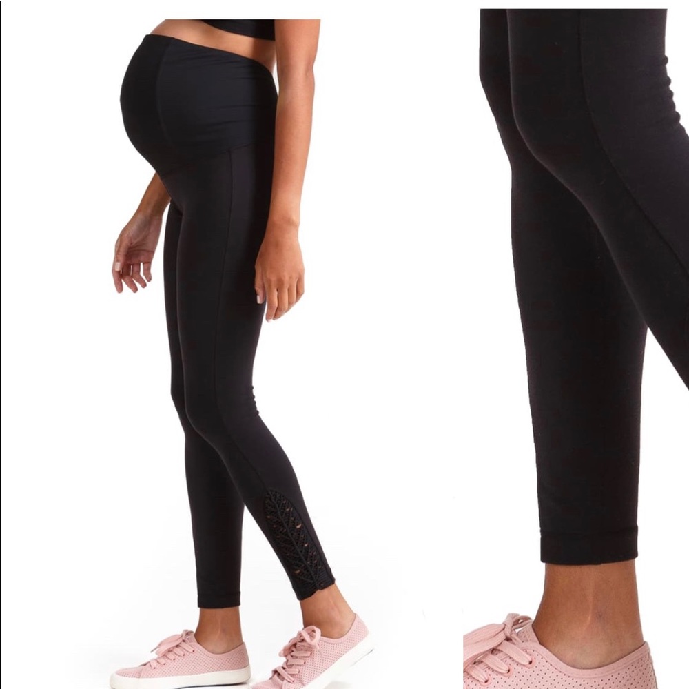 Ingrid & Isabel Maternity Legging w/Macrame Detail
